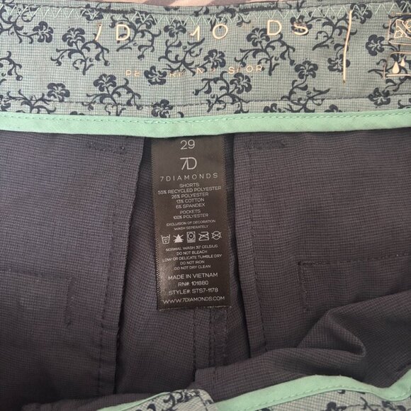 7 Diamonds Dynamic Performance Shorts Navy Blue Mens Size 29 Athletic - Picture 3 of 3